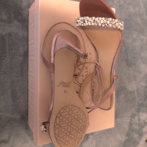 Jewel Badgley Mischka Satin Dust Rose Heels
